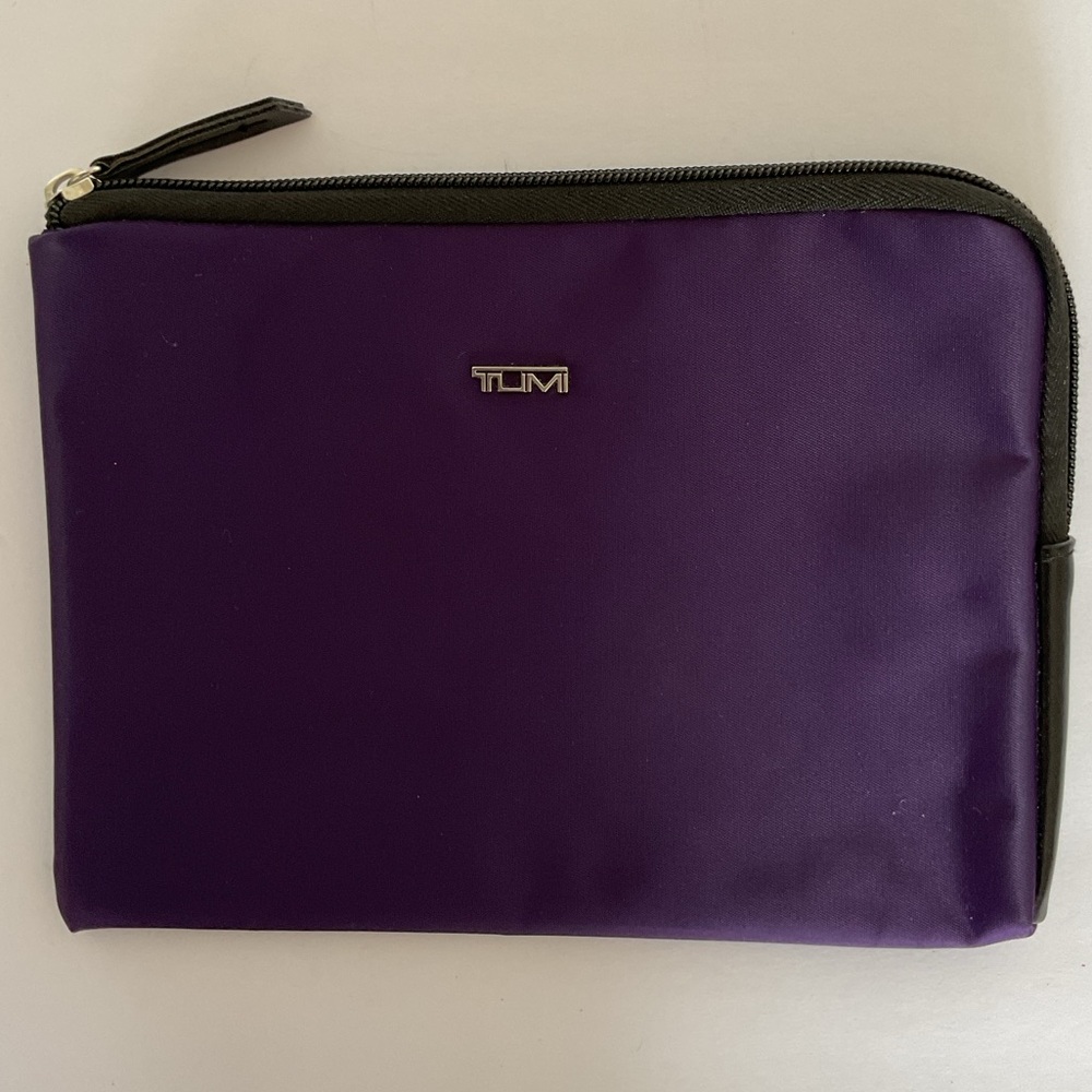 Tumi for Delta Purple Amenity Bag